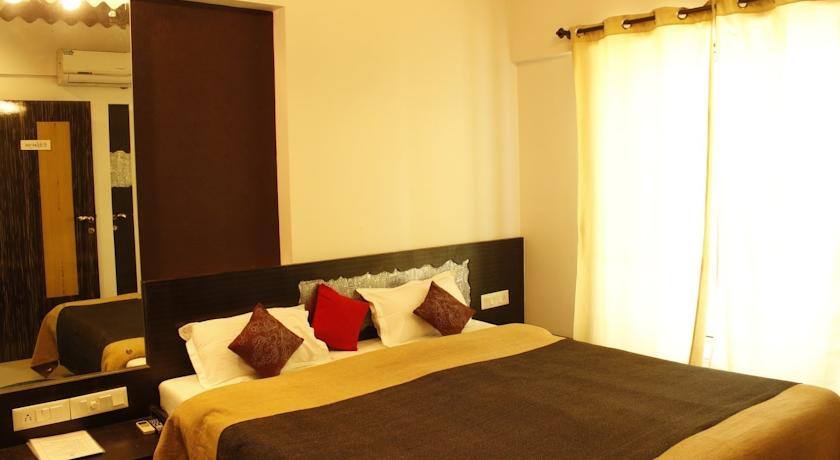 Laurent & Benon Premium Service Apartments, Thane 4